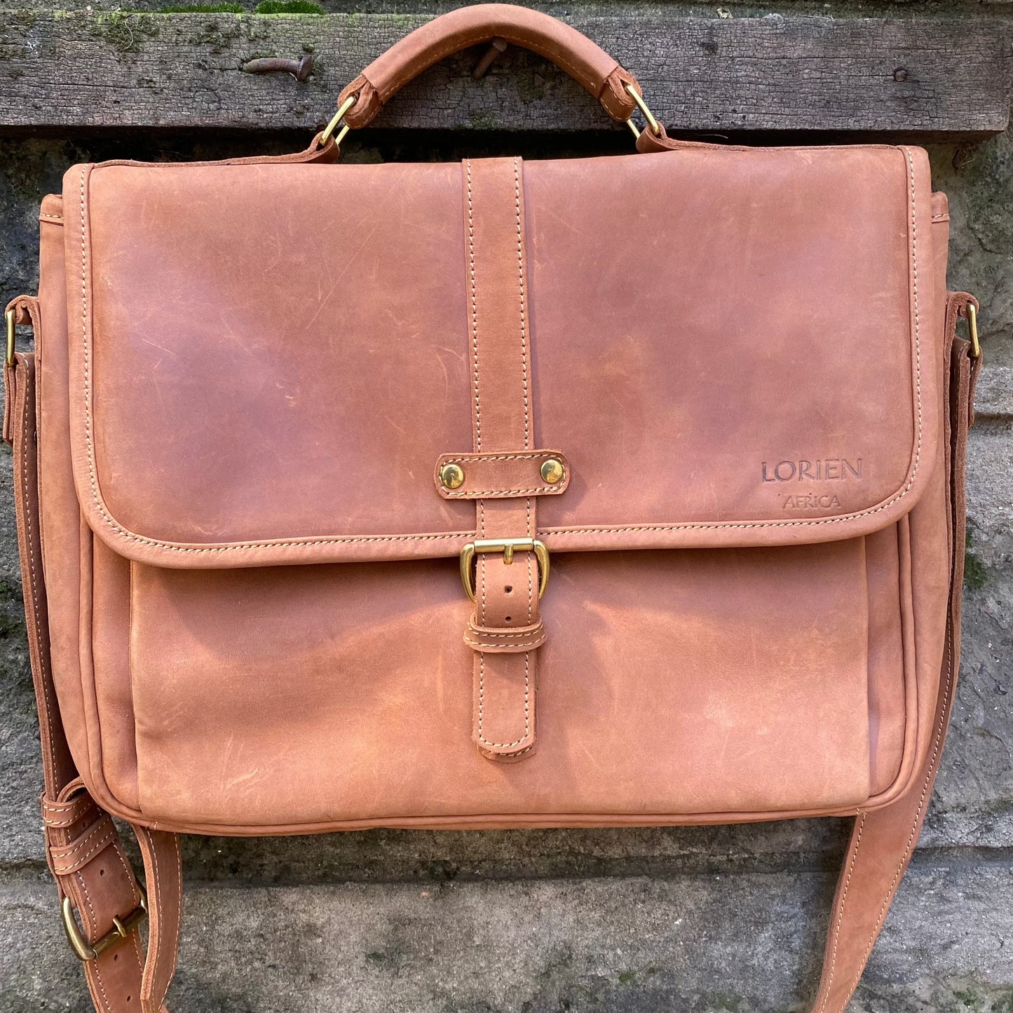 Lorien Messenger Bag