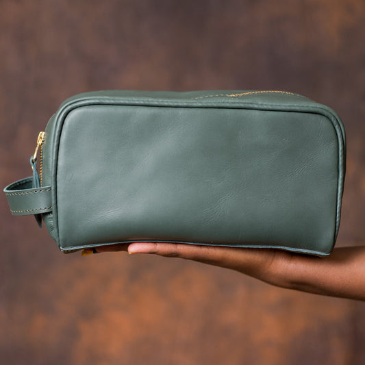 Lorien Leather Washbag